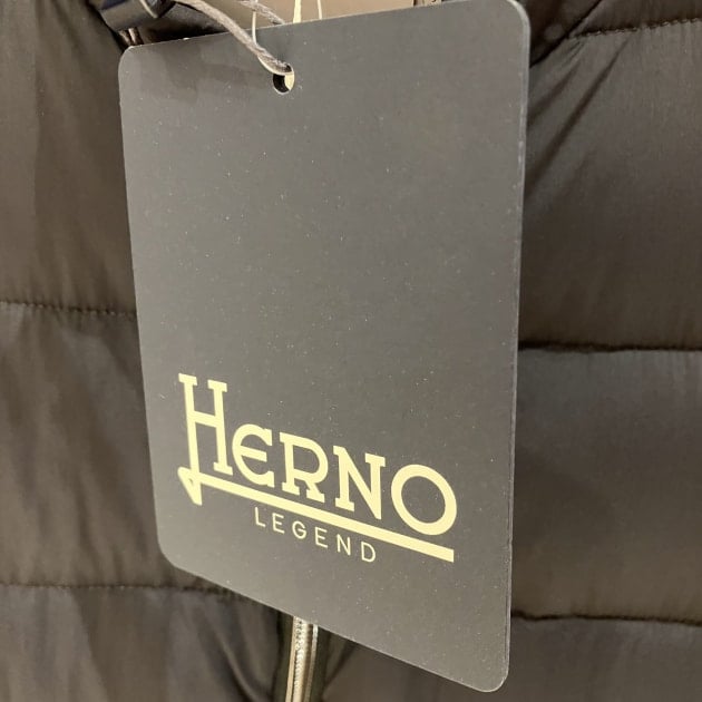 【SALE ITEM】＜HERNO＞ ナイロン ダウンベスト