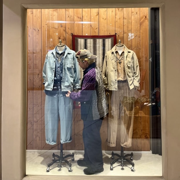 インディアンジュエリー放浪記 其の百四十　　「職人か、芸人か、」