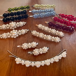 「パールを纏う日常。〈Simone Rocha〉のヘアピン