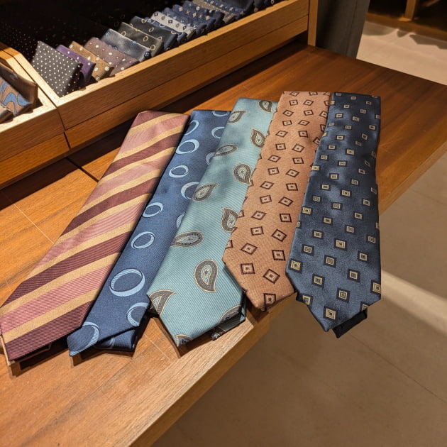 コスパ最強！インポートだけじゃない！Brilla per il gustoのネクタイ