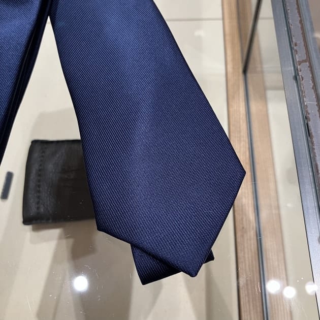 ネイビーソリッドタイ｜ビームス 銀座｜BEAMS