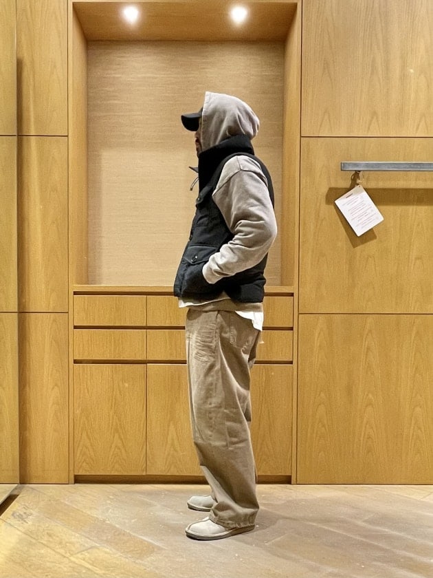 新入荷〈カラーカーブバギーパンツ〉ご紹介♪｜ビームス アウトレット