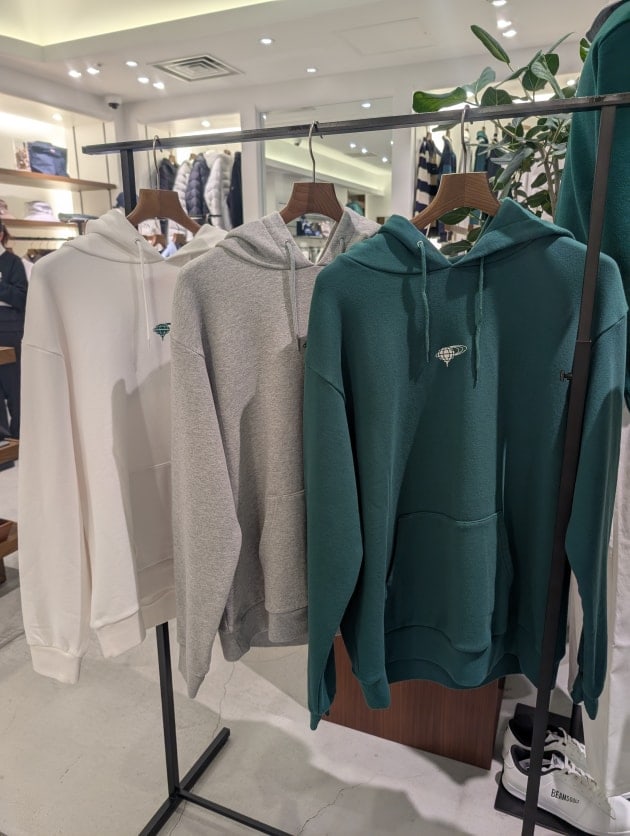 YARD　メンズパーカー