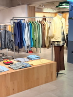 古着たくさん入荷してます！