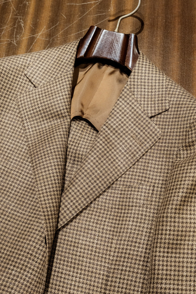 BEAMS F＞軽やかで品がある。大人のブラウンハウンドトゥース