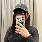 ちょうど良いアクセントに♡遊び心のあるキャップ2選