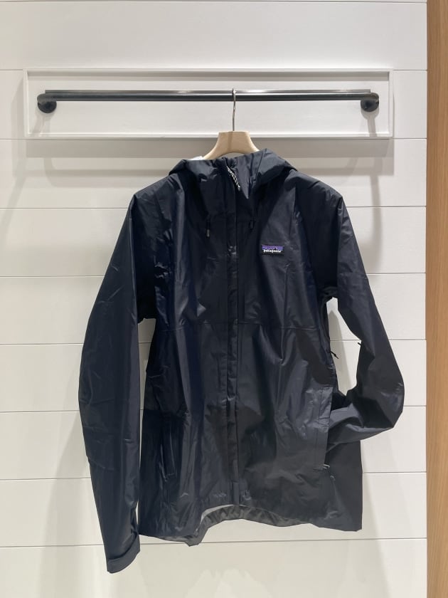 サイズ感レビューあり】梅雨時期まで活躍！〈patagonia〉ライト