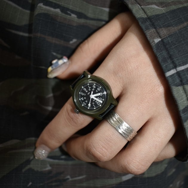 〈TIMEX（タイメックス）〉リングウォッチの気になるサイズ感は…！