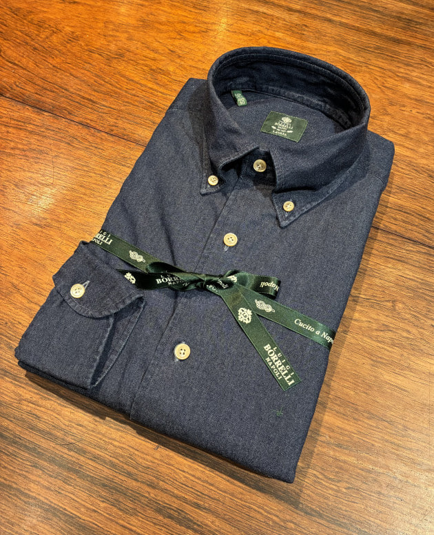 ＜LUIGI BORRELLI＞良いデニム シャツが再入荷しました。