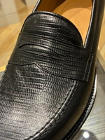 26SS〈IL MOCASSINO〉イグアナ　スタンプ　ローファー