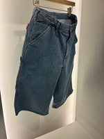 紛れ込む