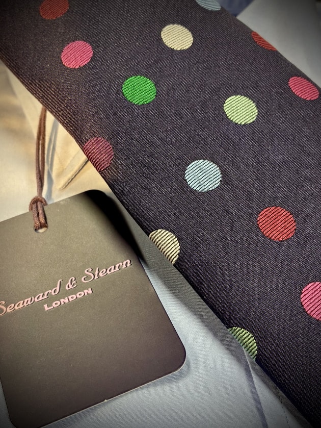 Seaward & Stearn BEAMS F別注 ドットジャカード ネクタイ ヨーロッパ出張での別注アイテム】＜Seaward&Stearn（シーワード