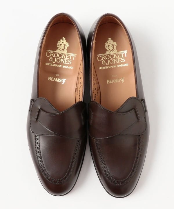 CROCKETT&JONES〉スーツにも合わせられるエレガントなバタフライ