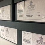 ＜CROCKETT&JONES（クロケットアンドジョーンズ）＞再入荷のスエードタッセルローファー