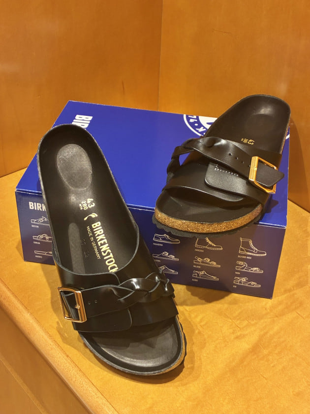 BIRKENSTOCK〉Oita Braided 定番の一足をハイエンドな一足へ