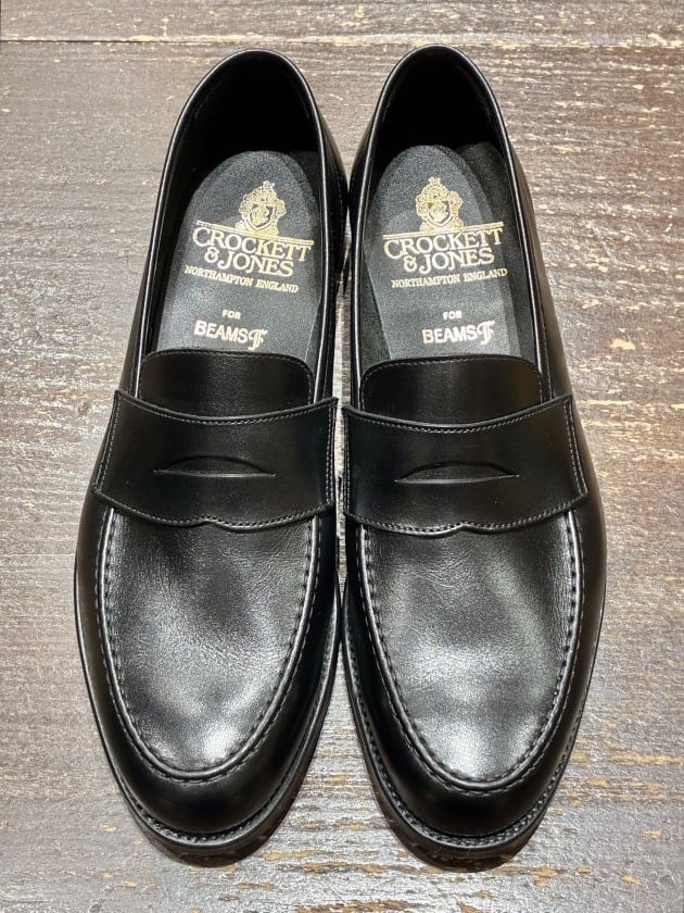 CROCKETT&JONES〉アメリカンな表情に英国靴のクオリティを宿した、別注