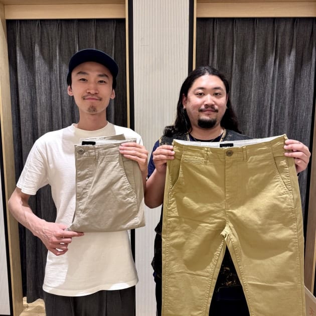 【ビームス百名品】ストレッチテーパードチノ ベージュ サイズM BEAMS サイズ比較】〜ストレッチテーパードチノ〜〈最新版〉｜ビームス 千葉