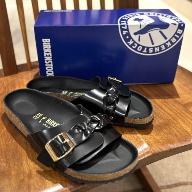 BIRKENSTOCK(ビルケンシュトック)】〜大人の足元を格上げする2モデル