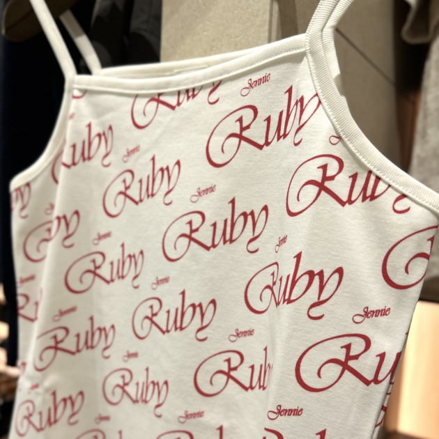 ジェニーファン必見！】〜『Ruby』コレクション〜Tシャツ&キャミソール