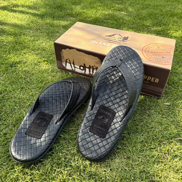ISLAND SLIPPER × BEAMS〉のスペシャルモデルです！｜ビームス 大宮｜BEAMS