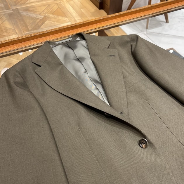 Brilla per il gusto】秋冬のスーツが入荷｜ビームス ハウス なんば｜BEAMS