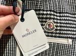 ＜MONCLER(モンクレール)＞グレンプレイドのラグジュアリーでリバーシブルな1枚