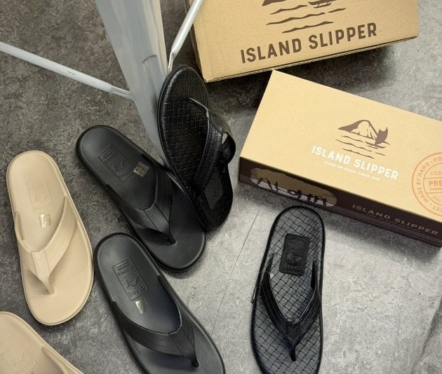 夏と言えばなあのあのサンダル】ISLAND SLIPPER(アイランドスリッパ