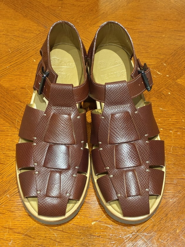 Paraboot〉見た目を裏切る、極上の柔らかさを感じられる別注のグルカ