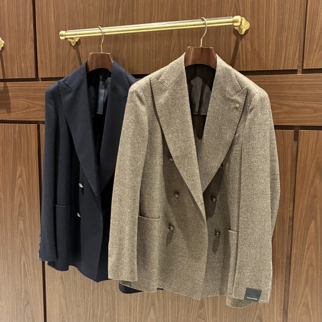 <美品>TAGLIATORE ベージュ ウール ダブル ジャケット　サイズ44 TAGLIATORE】秋冬のダブルブレストのブレザーが入荷｜ビームス ハウス