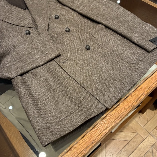 TAGLIATORE】秋冬のダブルブレストのブレザーが入荷｜ビームス ハウス
