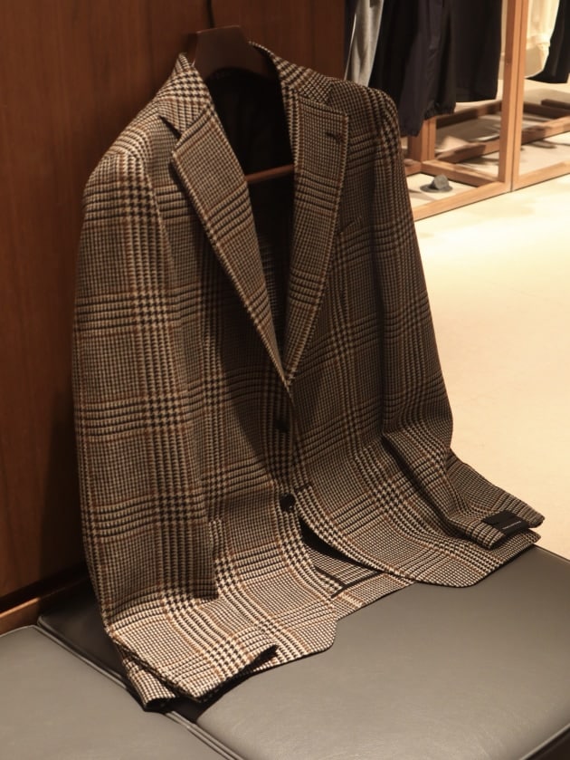 【TAGLIATORE 】タリアトーレ VESVIO ビームス別注 大和田が早くもススメる【ナイスな秋冬ジャケット】TAGLIATORE