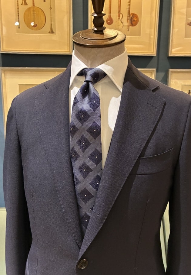 新入荷〈Brilla per il gusto〉オリジナル スーツのご紹介です