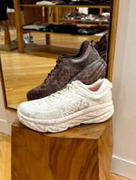 『HOKA』別注！ Bondi 7