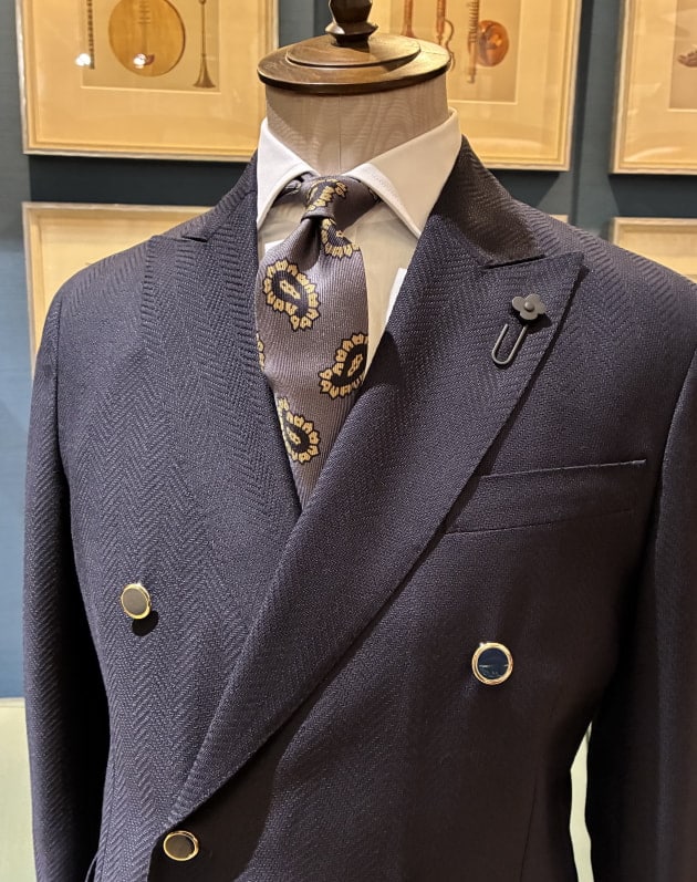 Belvest ネイビージャケット 46 BEAMS LARDINI 新入荷〈LARDINI〉ネイビーブレザーのご紹介です。｜ビームス ハウス