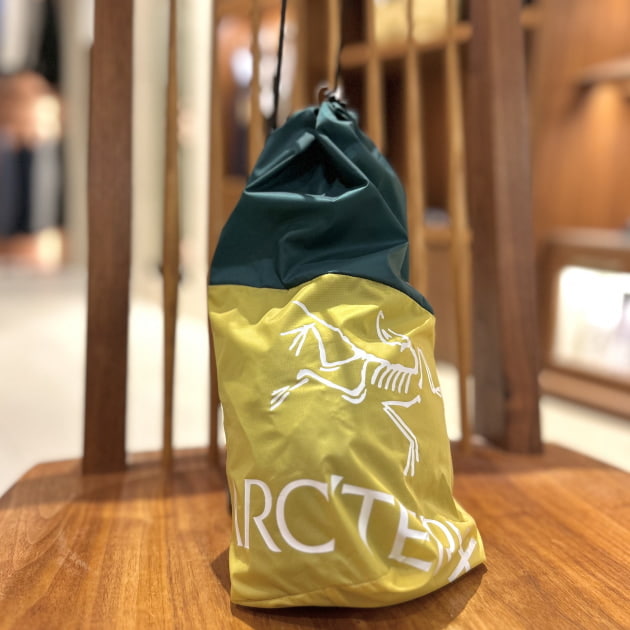明日発売】〈ARC'TERYX(アークテリクス)〉〜ビームス限定の