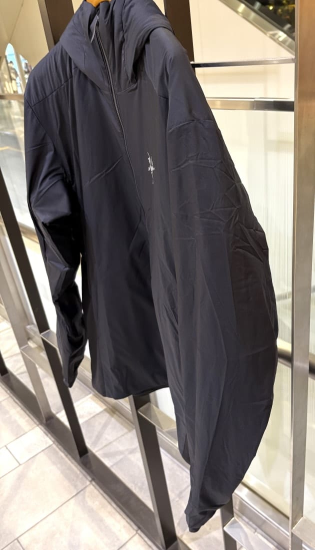 サイズ比較あり】〈ARC'TERYX (アークテリクス)〉「Atom Hoody(アトム