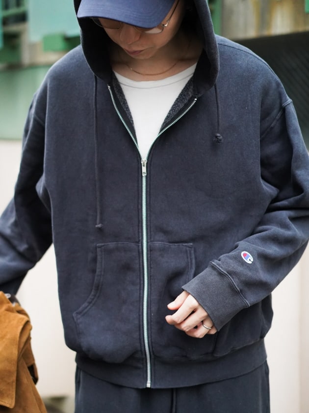 新品・未使用 BEAMS別注 Champion バラクラバ 色グレー　パーカー 予約＆私物着こなし】去年2色買った僕が解説！〈Champion × BEAMS
