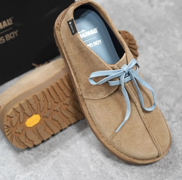 BEAMS BOY ビームスボーイClarks Boots サイズUK6 50周年特別企画】3年ぶりの限定復刻！〈Clarks × BEAMS BOY〉全天候型