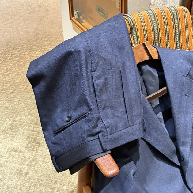 26秋冬】BEAMS F HANDMADE イチオシのネイビースーツ。｜ビームス