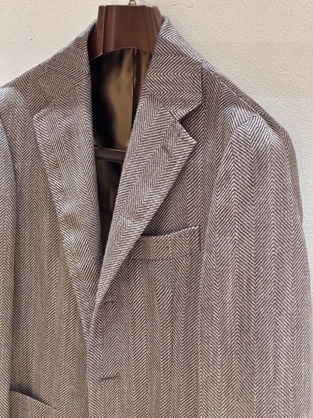 〈Stile Latino〉たくさんの服好きを魅了する、極上のヘリンボーンジャケットが入荷して参りました！