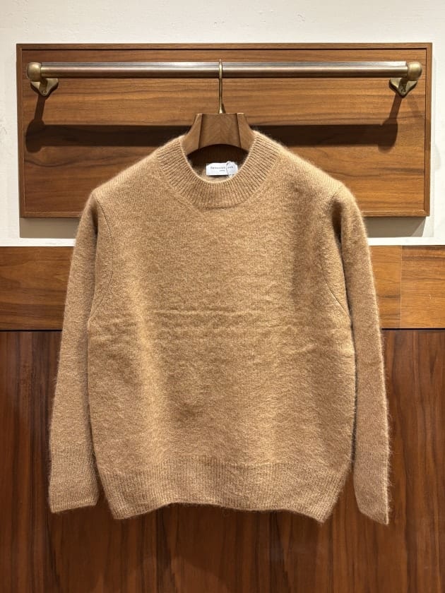 RENCONTRANT（レンコントラント）＞独特の素材感が魅力！ニット2型入荷
