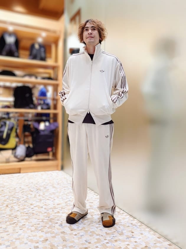 ベロアのやつ adidas】ファイヤーバード ベロア セットアップ｜ビームス 新潟｜BEAMS