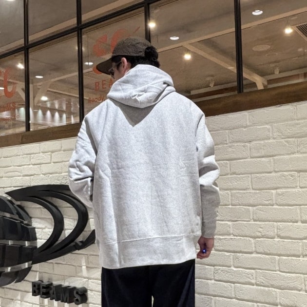 遊び心のあるグラフィックが魅力！Champion for BEAMS by MIN-NANO