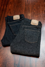 ＜BEAMS F＞渾身の新作ブーツカットデニム、入荷してます。