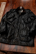 わずか数年のみ作られた伝説のモデルを現代に復刻。ビームス50周年＜Barbour＞THE MILITARY 2nd type