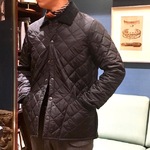 ＜Barbour＞ 軽快に纏う