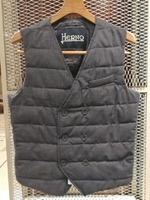 〈HERNO〉ジレ。お求め易くなっております！