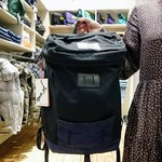 風をいたみ　岩うつ波の　おのれのみ...