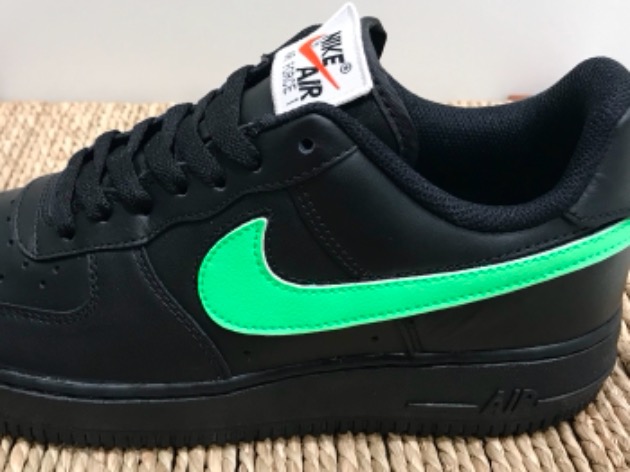 靴 Nike Air Force 1 Low 07 QS \