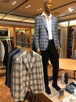 春夏のネイビーxホワイトは普遍です･･･＜TAGLIATORE＞